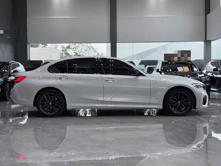 Фото 3 - BMW 3 Series