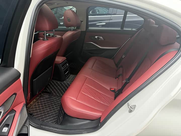 Фото 5 - BMW 3 Series