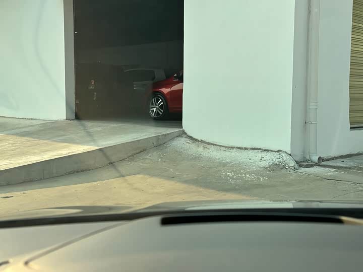 Фото 8 - Volkswagen Golf GTI