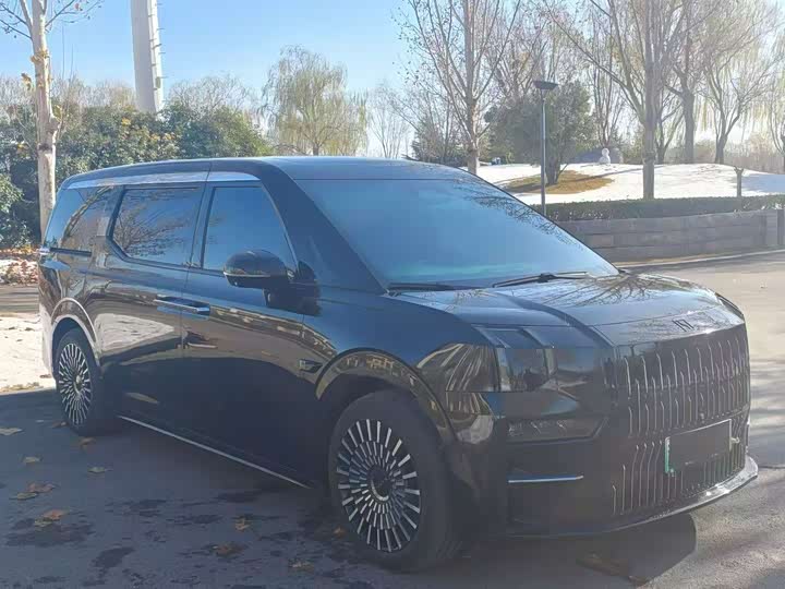 Фото 3 - Zeekr 009