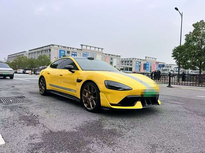 Фото 3 - Xiaomi SU7 Ultra