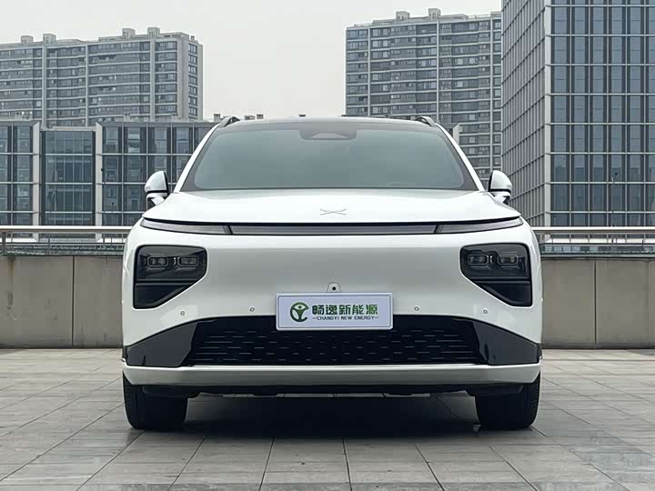 Фото 2 - XPeng G9