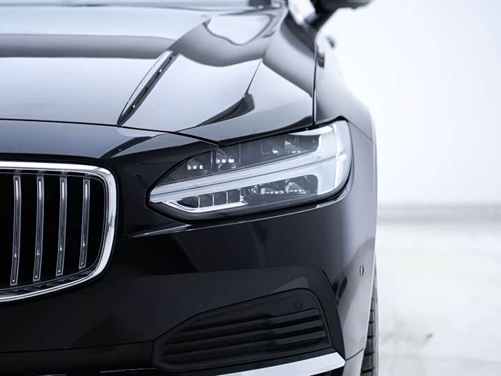 Фото 8 - Volvo S90 Hybrid