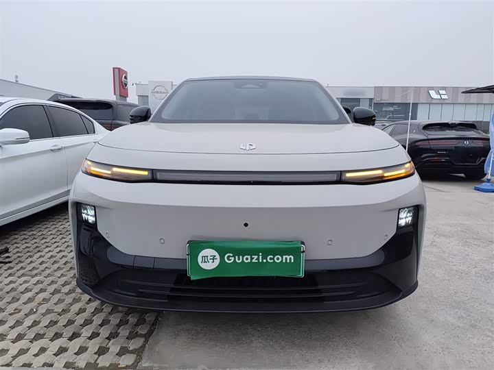 Фото 3 - Leapmotor B10