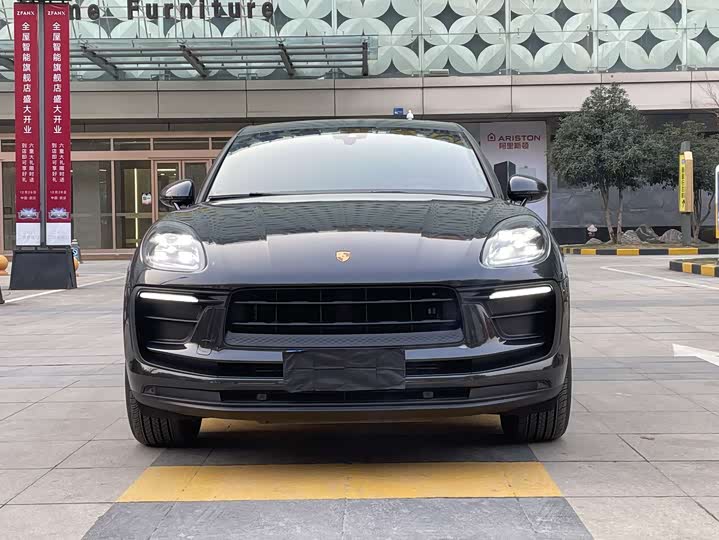 Фото 2 - Porsche Macan