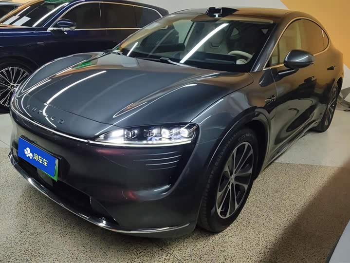 Фото 1 - Luxeed R7