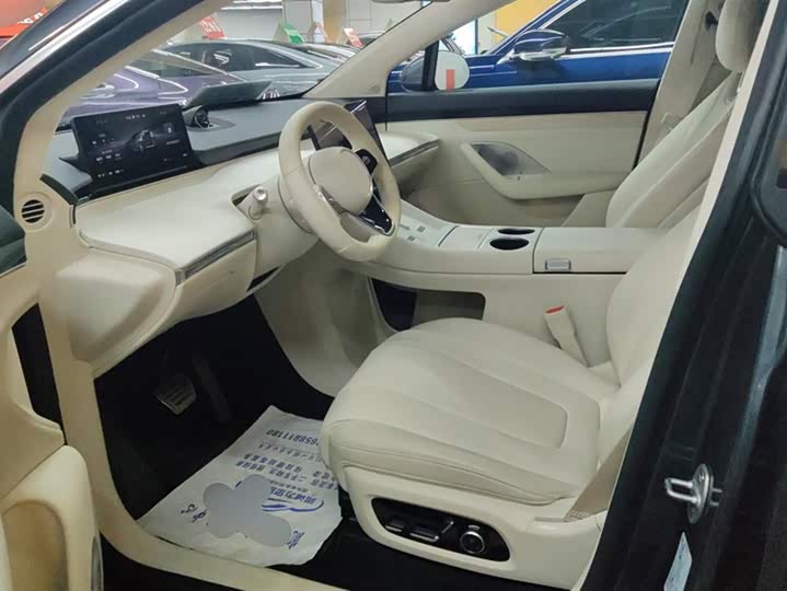 Фото 9 - Luxeed R7