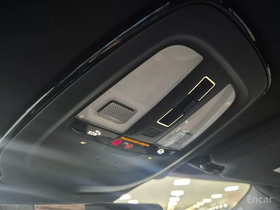 Фото 9 - Volvo XC90