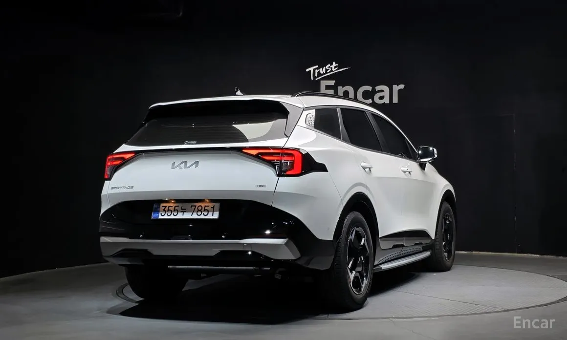 Фото 2 - Kia Sportage