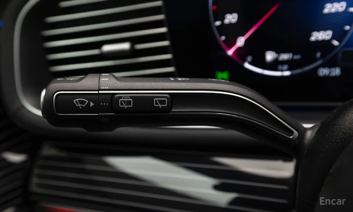 Фото 18 - Mercedes-Benz GLS-Class