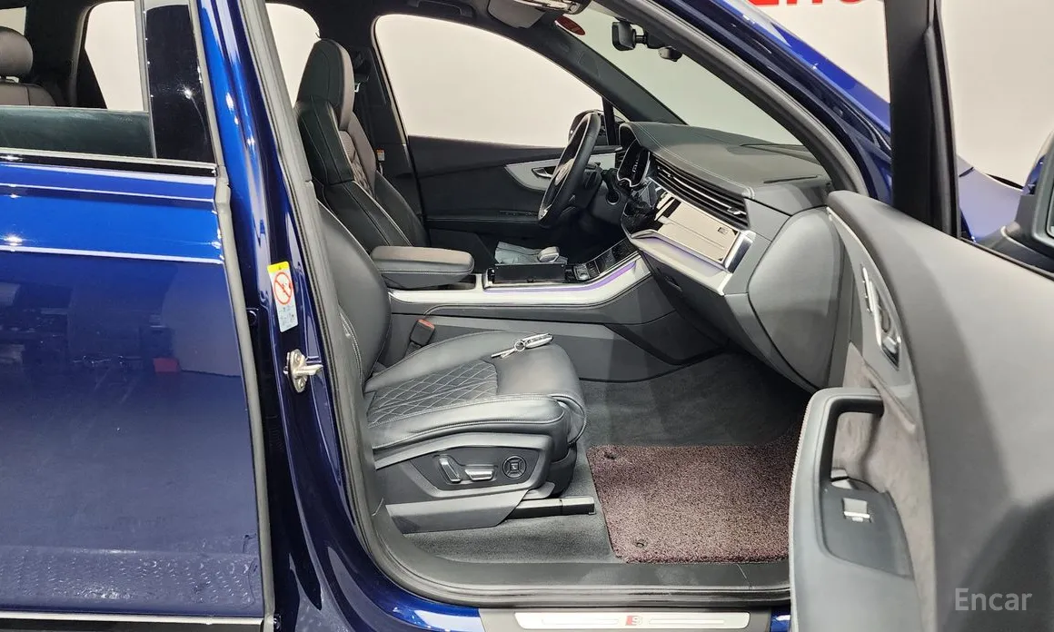 Фото 11 - Audi Q7