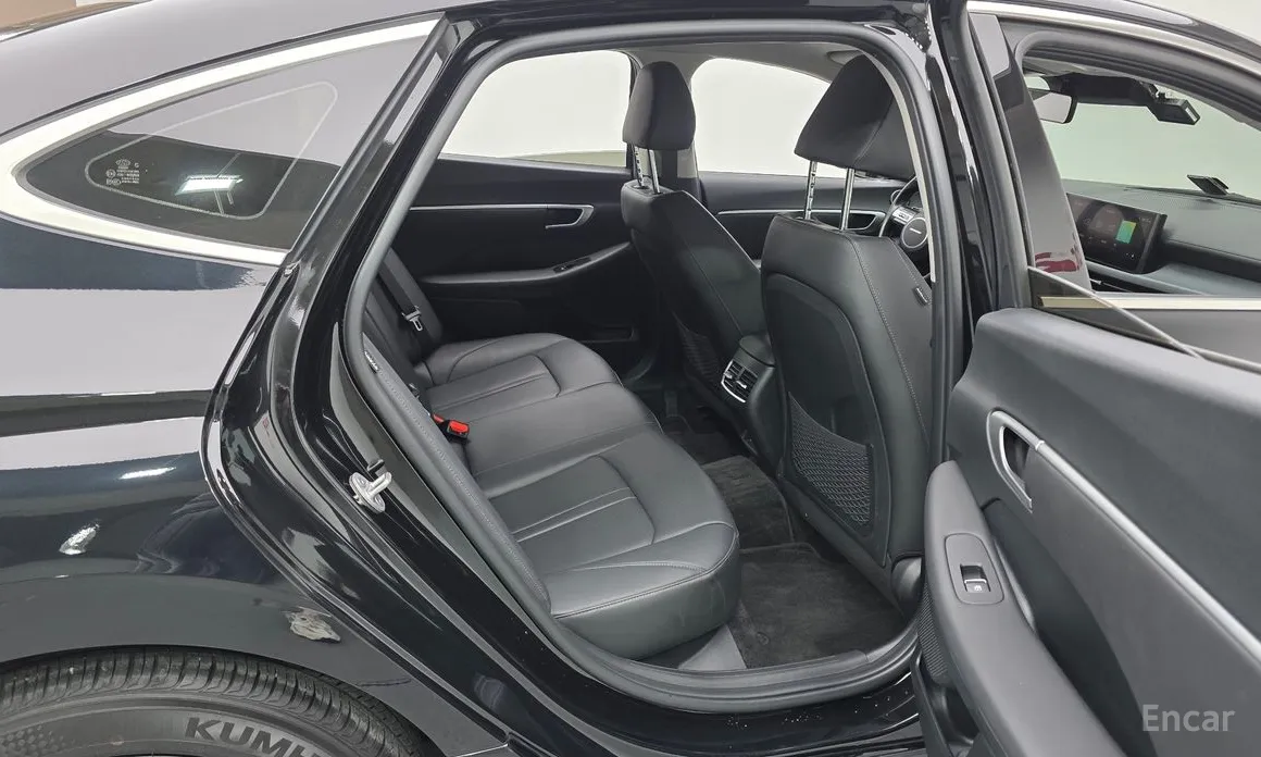 Фото 12 - Hyundai Sonata