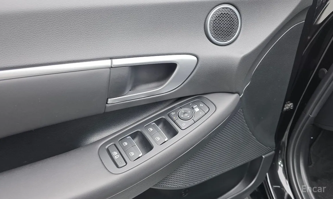 Фото 14 - Hyundai Sonata