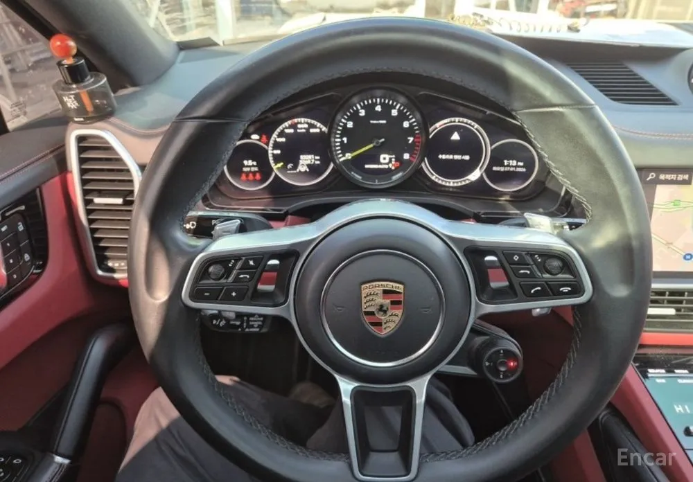 Фото 17 - Porsche Cayenne