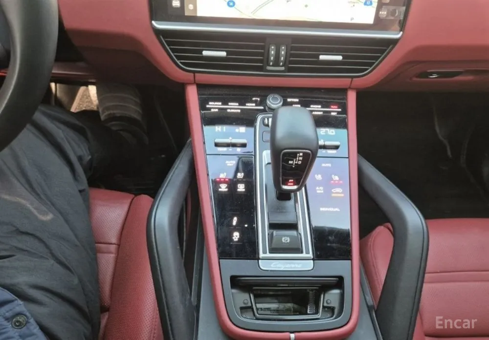 Фото 3 - Porsche Cayenne