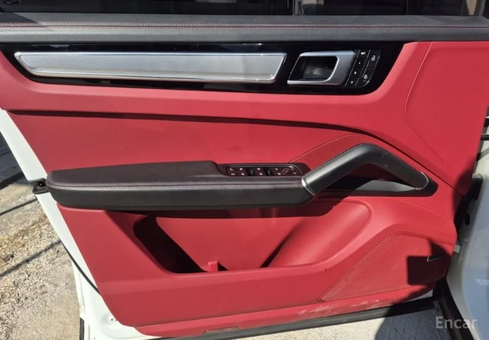 Фото 6 - Porsche Cayenne