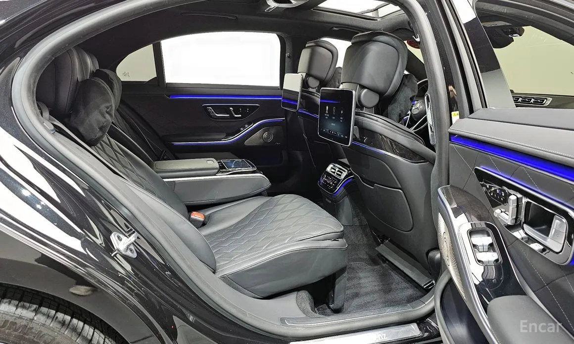 Фото 12 - Mercedes-Benz S-Class