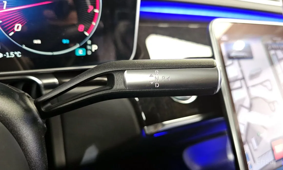 Фото 9 - Mercedes-Benz S-Class