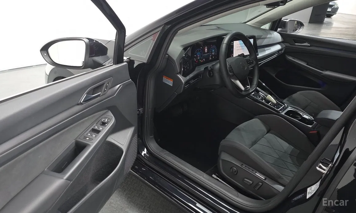 Фото 11 - Volkswagen Golf