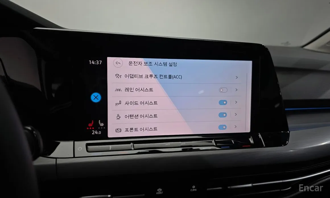 Фото 16 - Volkswagen Golf