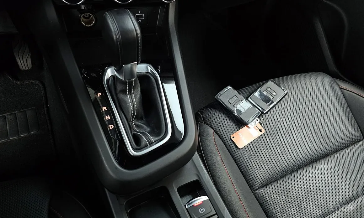 Фото 9 - Renault XM3