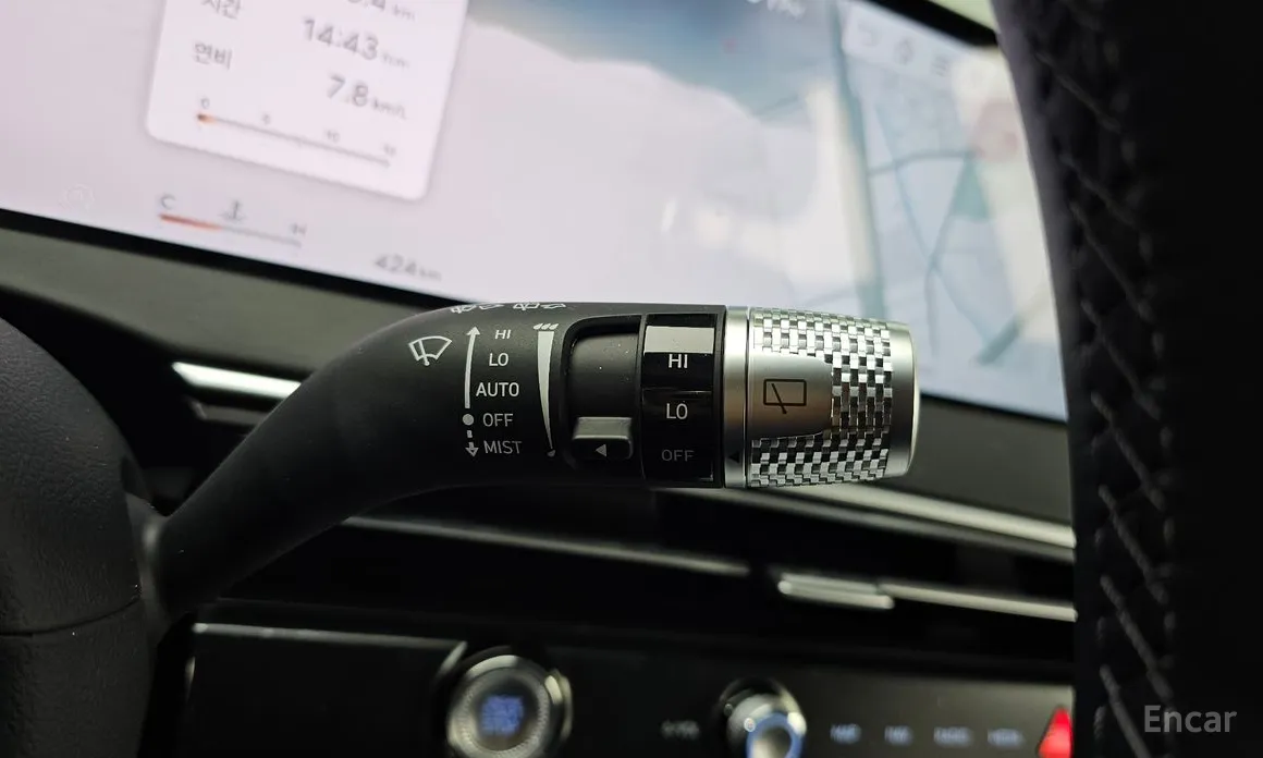 Фото 17 - Genesis GV70