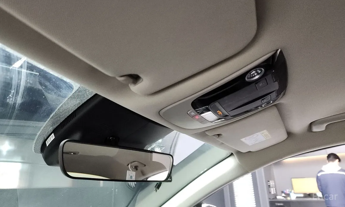 Фото 17 - Kia K5