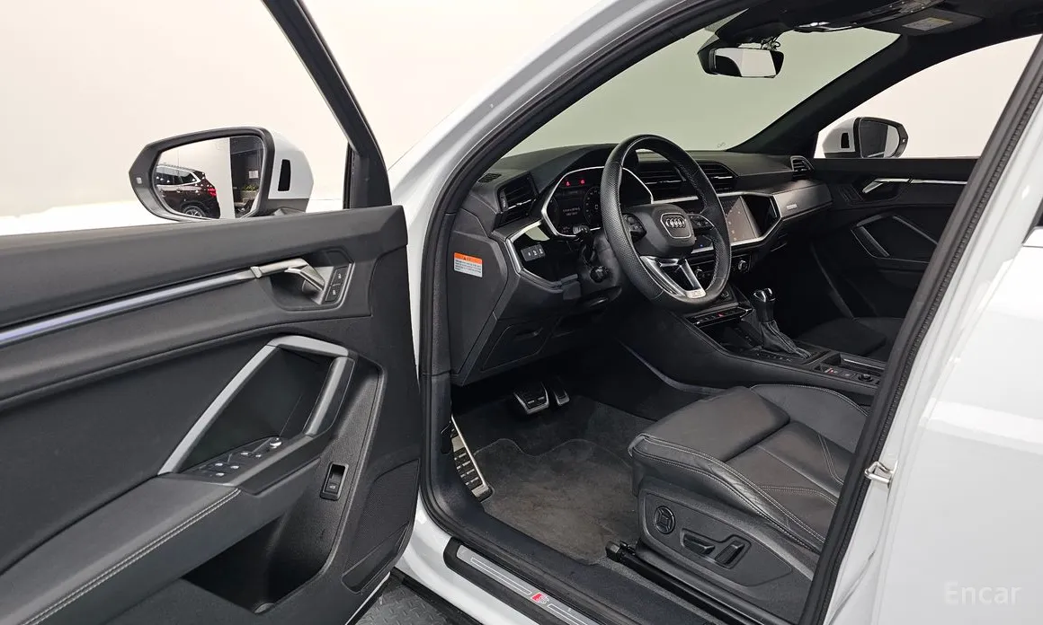 Фото 10 - Audi Q3