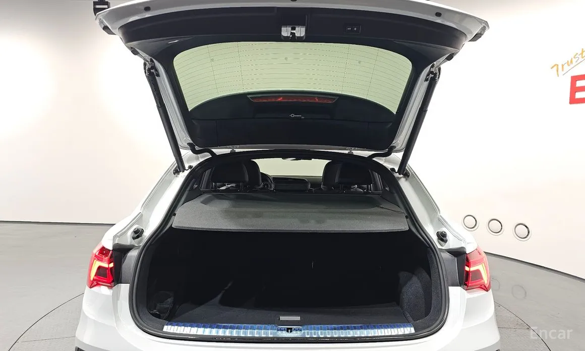 Фото 20 - Audi Q3