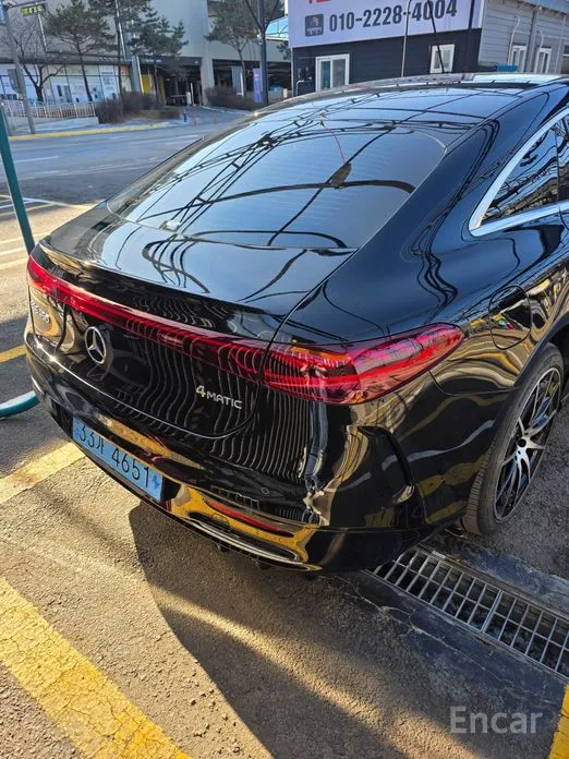 Фото 4 - Mercedes-Benz EQS