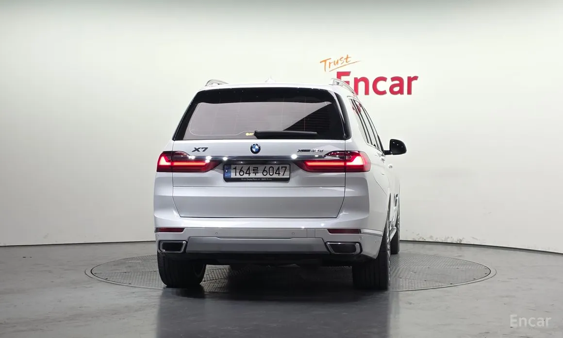 Фото 4 - BMW X7