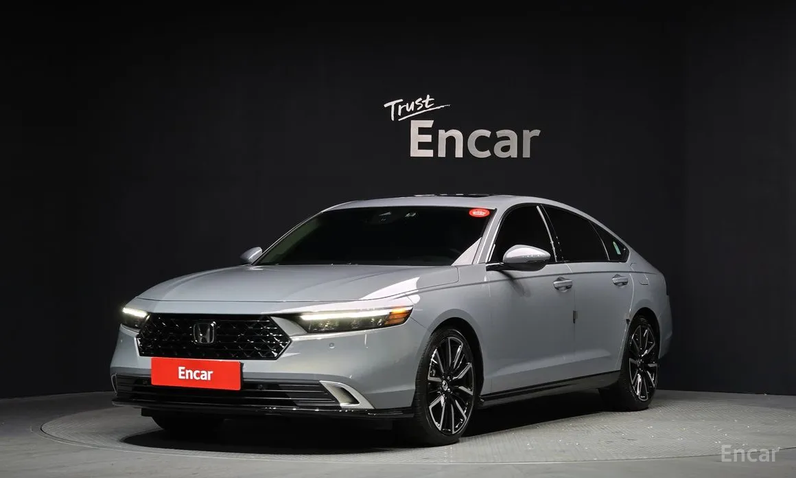 Фото 1 - Honda Accord