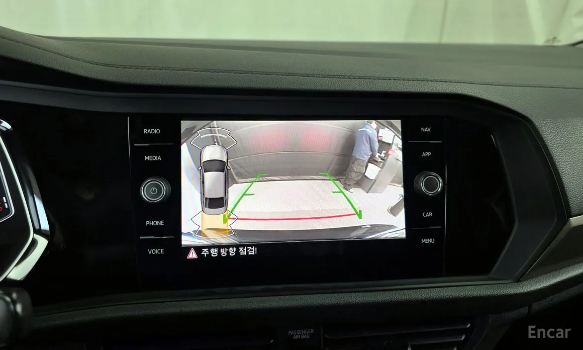 Фото 15 - Volkswagen Jetta