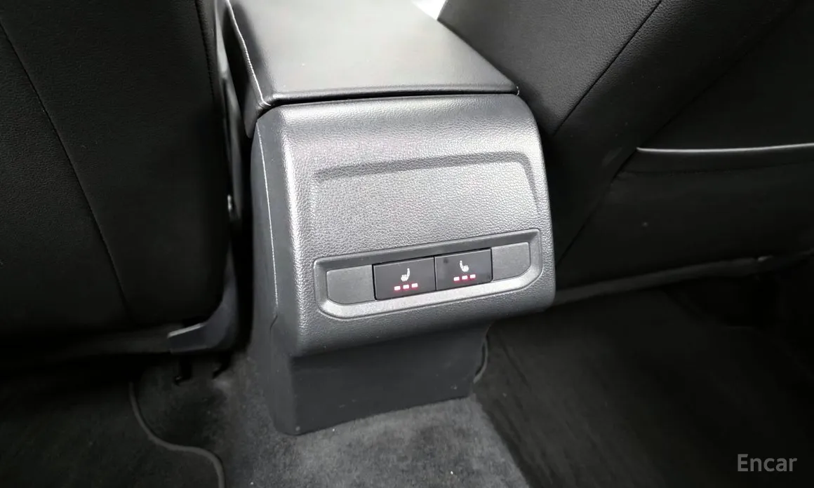 Фото 19 - Volkswagen Jetta