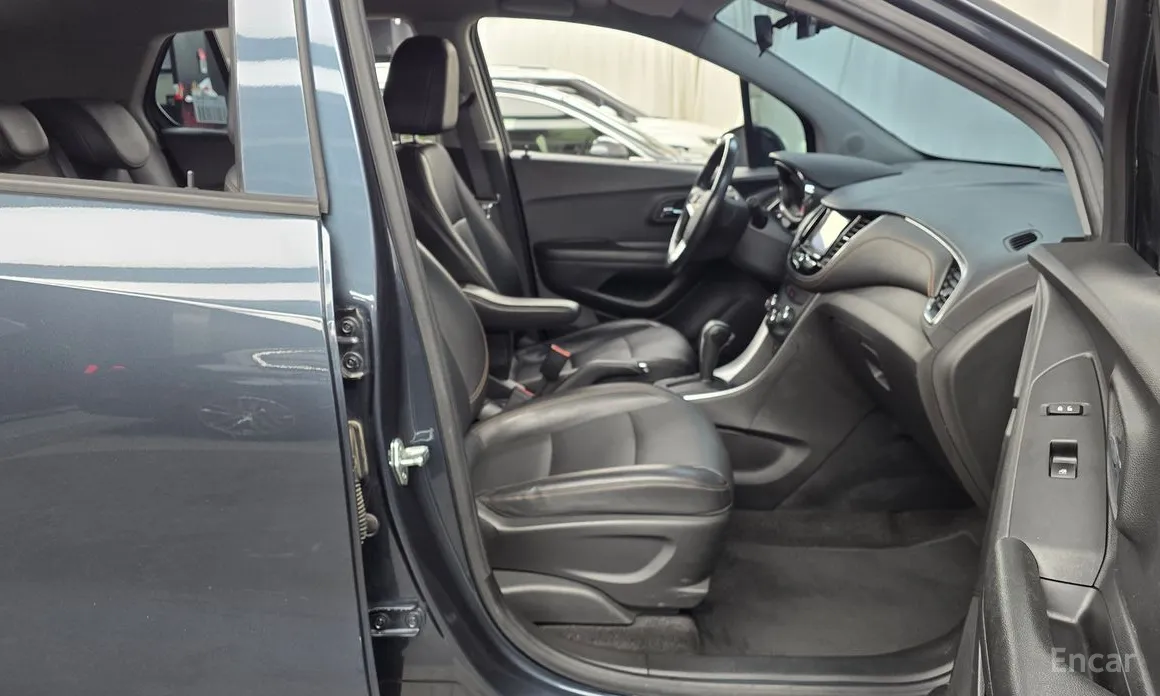 Фото 11 - Chevrolet Trax