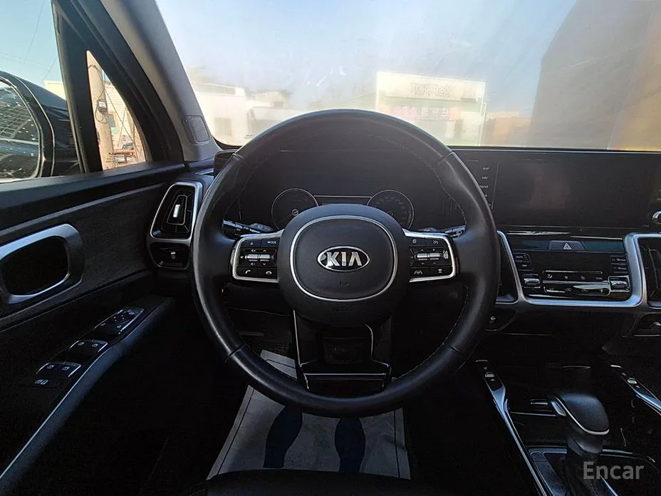 Фото 15 - Kia Sorento