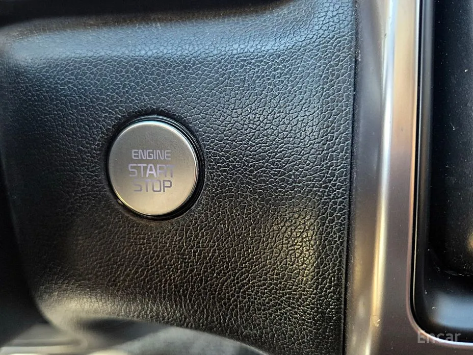 Фото 17 - Kia Sorento