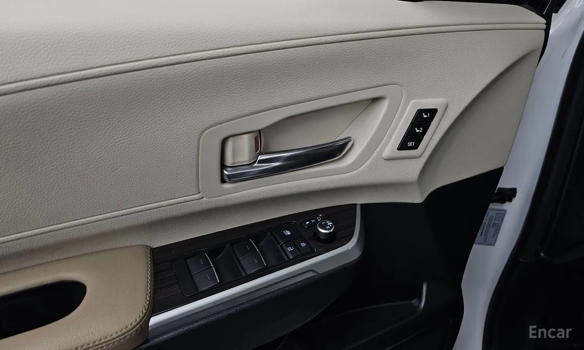 Фото 16 - Toyota Sienna