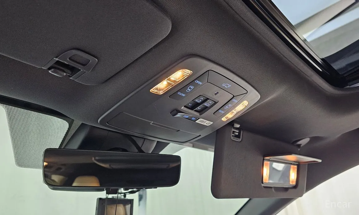 Фото 18 - Toyota Sienna