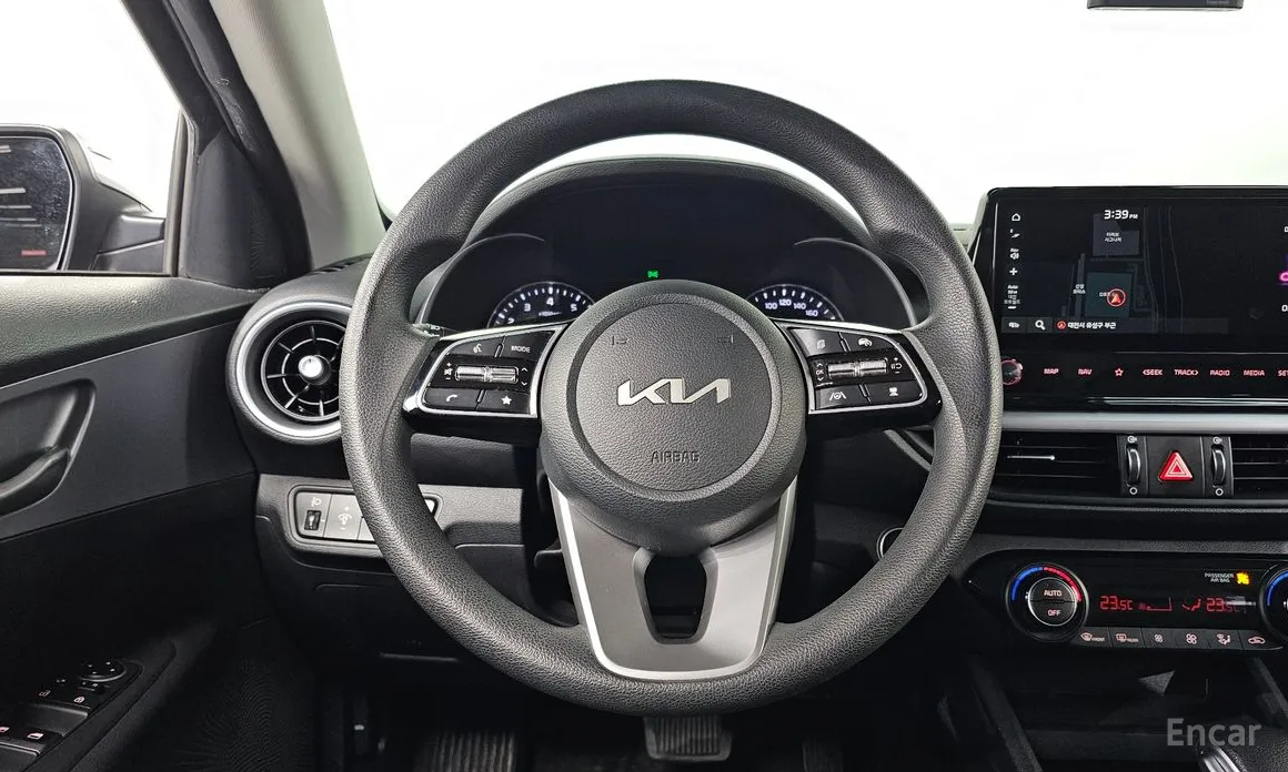 Фото 16 - Kia K3