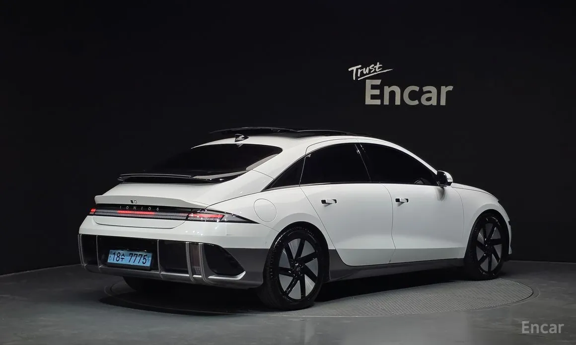 Фото 2 - Hyundai Ioniq 6