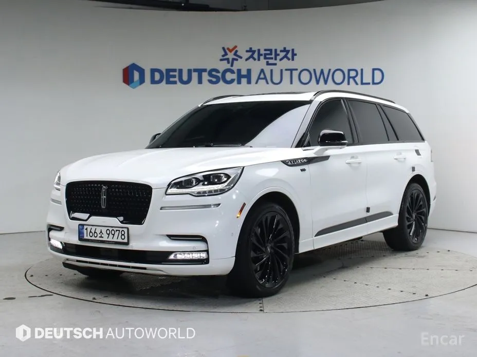 Фото 1 - Lincoln Aviator