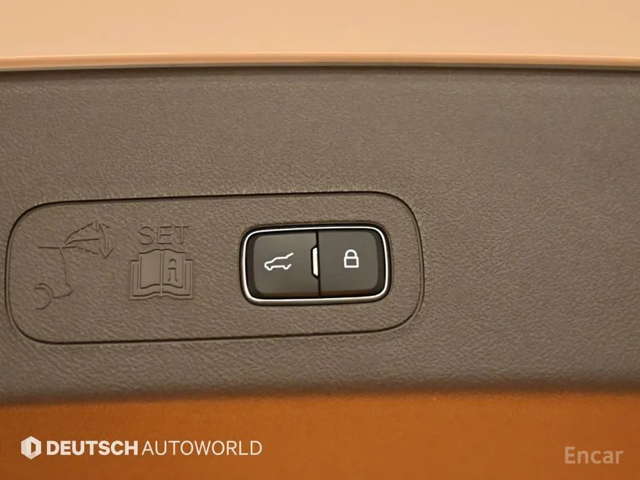 Фото 20 - Lincoln Aviator