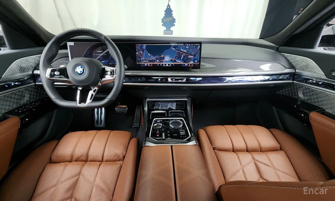 Фото 7 - BMW i7