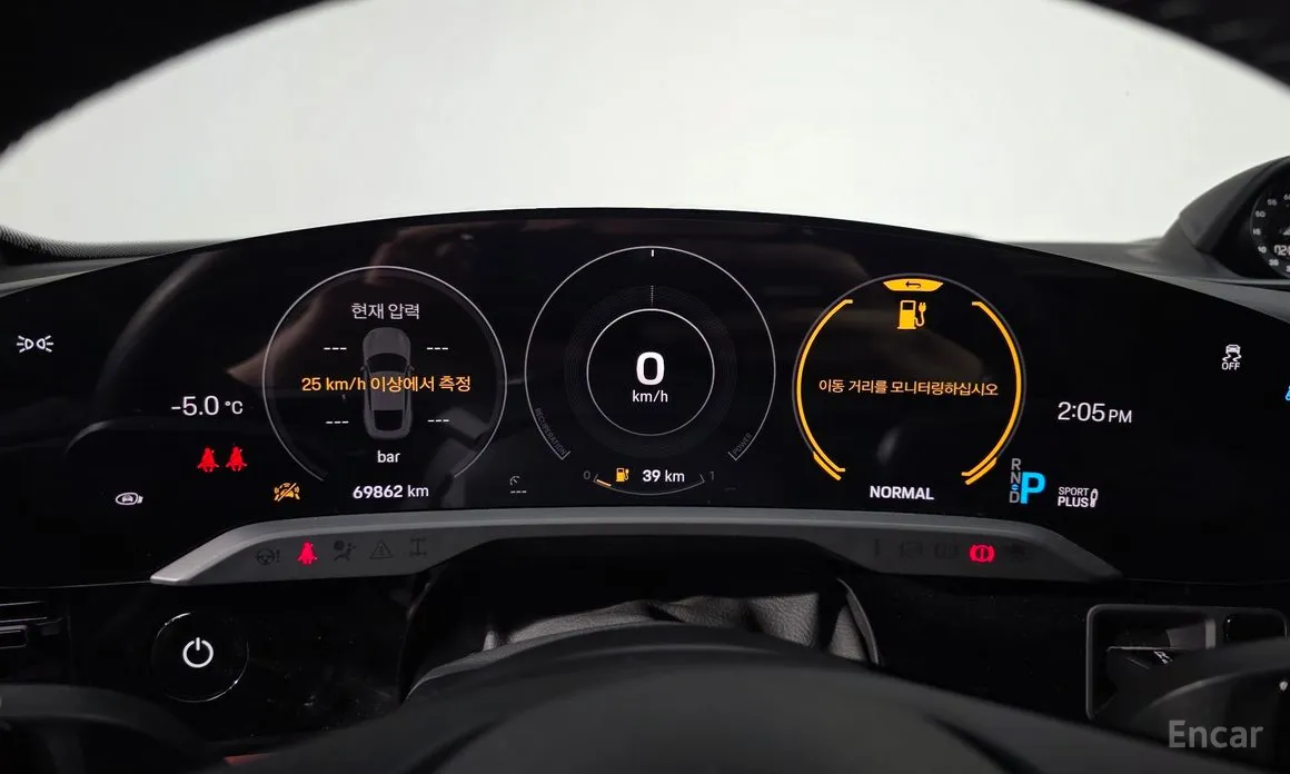 Фото 8 - Porsche Taycan