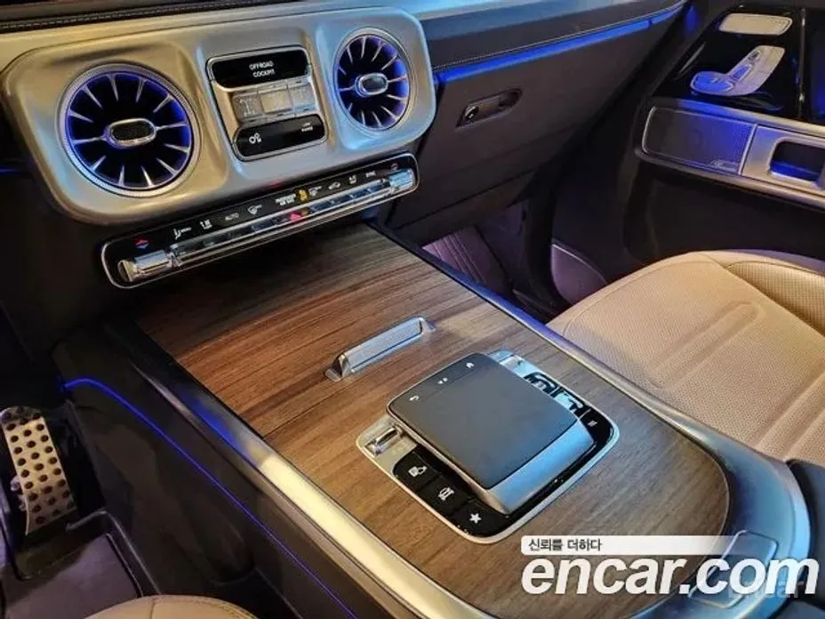 Фото 14 - Mercedes-Benz G-Class