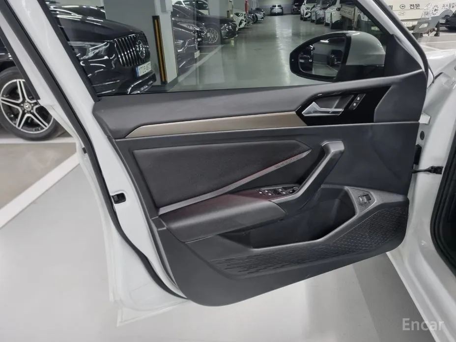 Фото 11 - Volkswagen Jetta