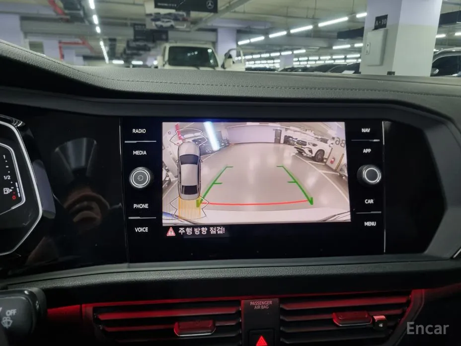 Фото 15 - Volkswagen Jetta