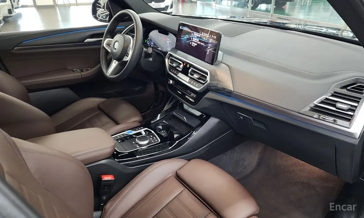 Фото 18 - BMW iX3