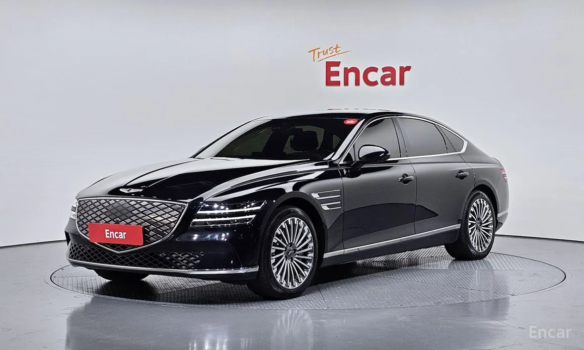 Фото 1 - Genesis G80